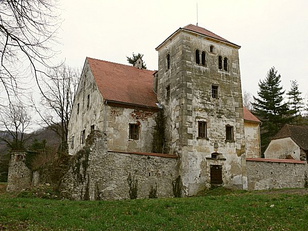 Béla várkastélya 1