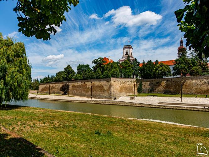 Vár - Püspökvár