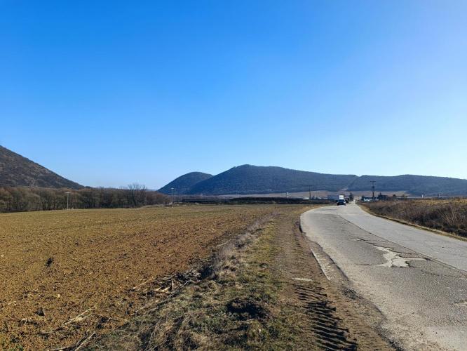 Vár