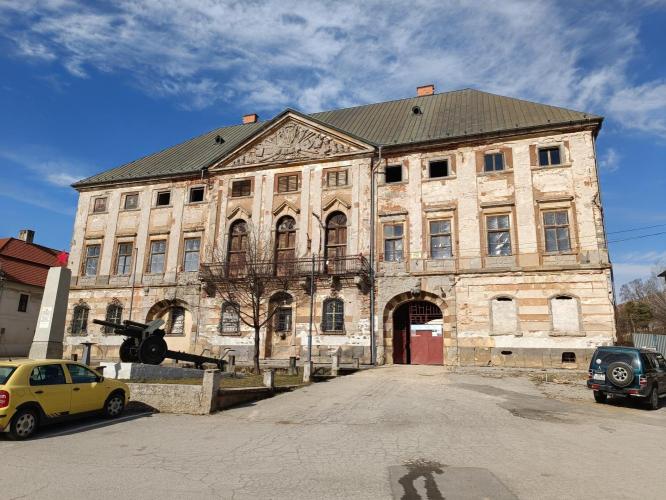 Széchy-Koháry-Coburg várkastély