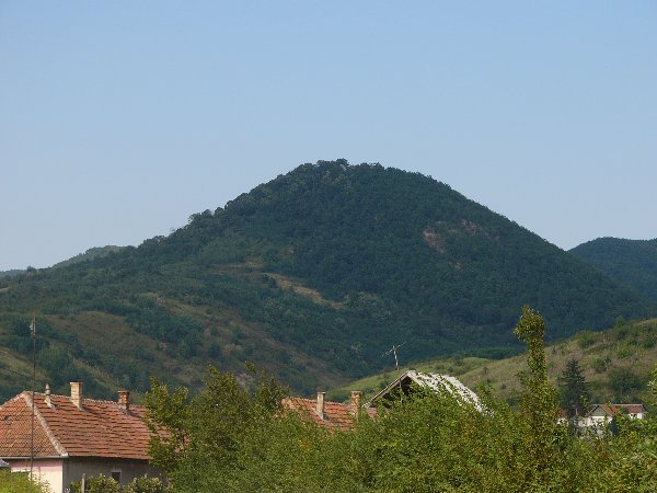 Vár