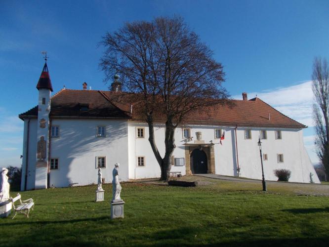 Várkastély