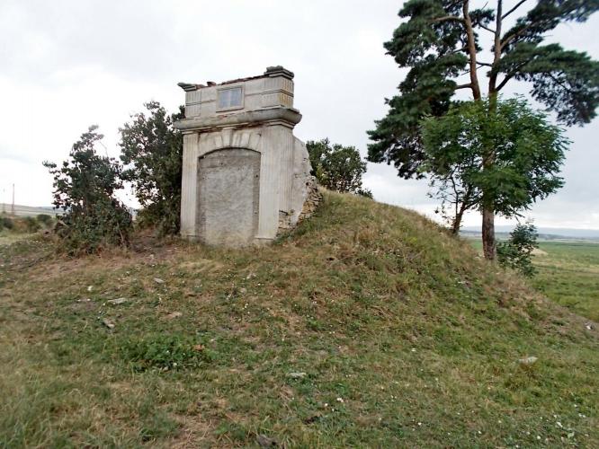 Várdomb