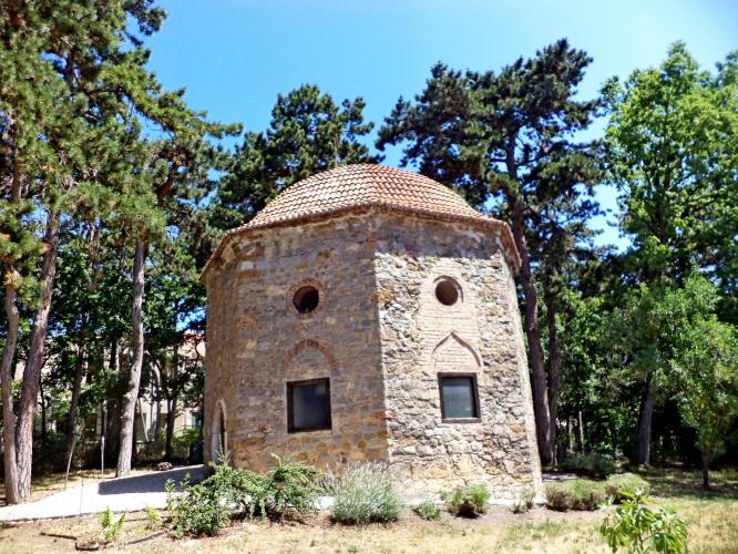 Idrisz Baba türbéje