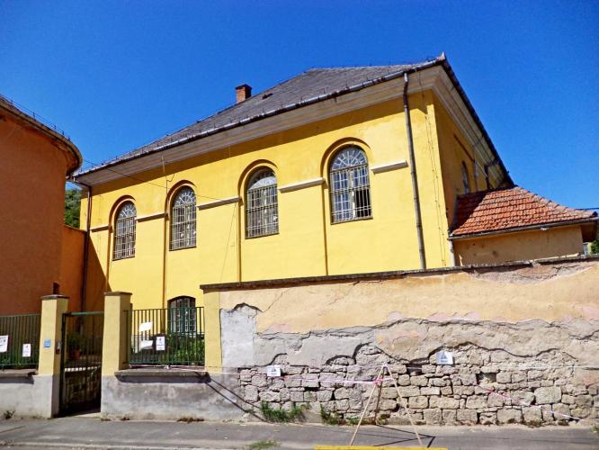 Szűz Mária pálos monostor