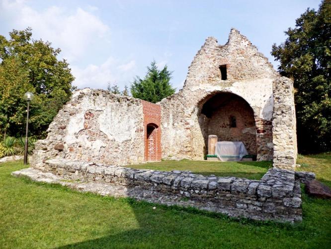 Mámai templomrom