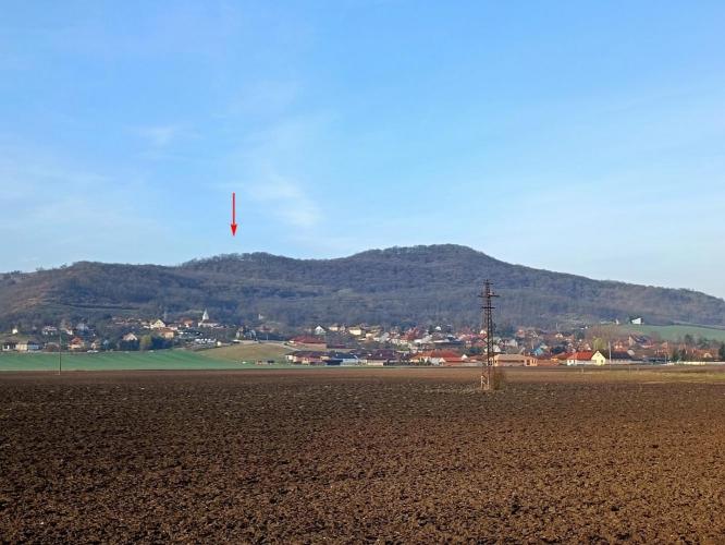 Vár